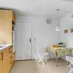 4 Bedroom Lovely In Holiday home