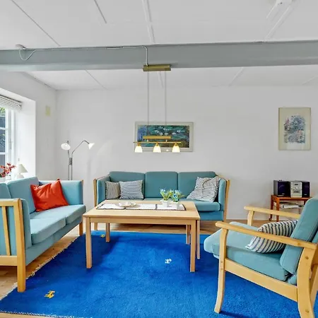 4 Bedroom Stunning In Tonder