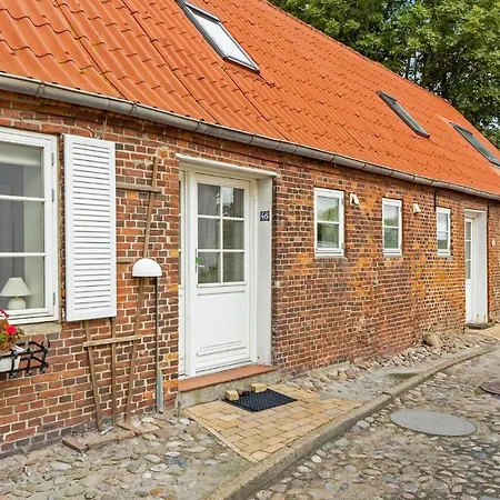 4 Bedroom Lovely In Tonder
