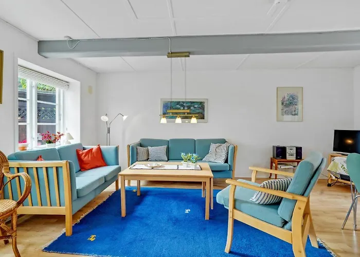 4 Bedroom Lovely In Tonder